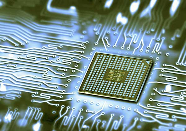 在芯片制造中，激光切割機扮演的角色是什么？(圖1)